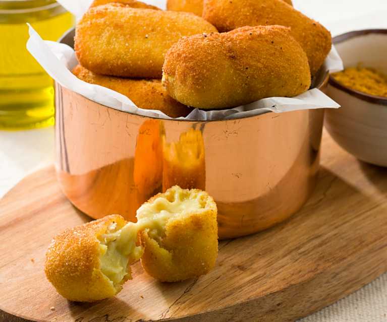 Croquetas de pollo asado con curry