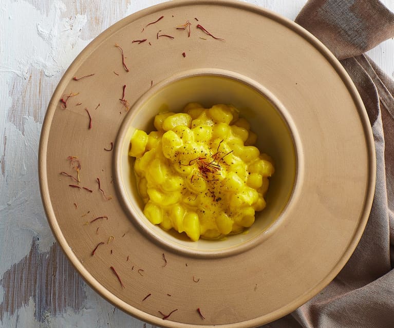 Gnocchi di patate con crema allo zafferano