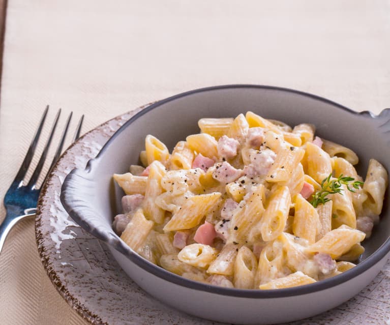 Pasta panna e prosciutto (senza lattosio)