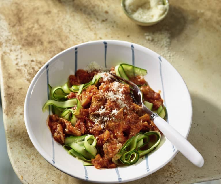 Austernpilz-Bolognese mit Zucchetti-Nudeln (Italien)