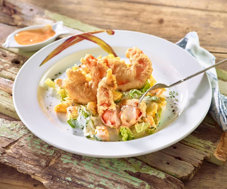 Tempura-Gambas auf Mango-Salat mit Chili-Mayonnaise