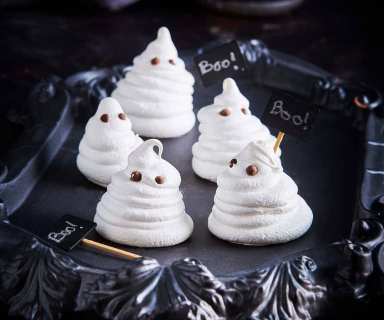 Ghost meringues