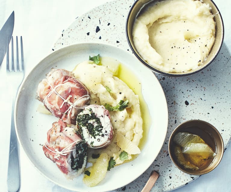 Roulés de bar à la pancetta, purée de pommes de terre au citron