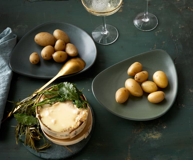 Vacherin mit Kräutern und Kartoffeln