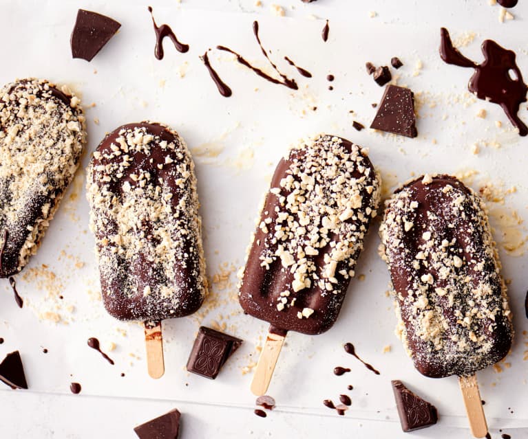 Glace sur bâtonnet au tahini et aux amandes Glace sur bâtonnet au tahini et aux amandes