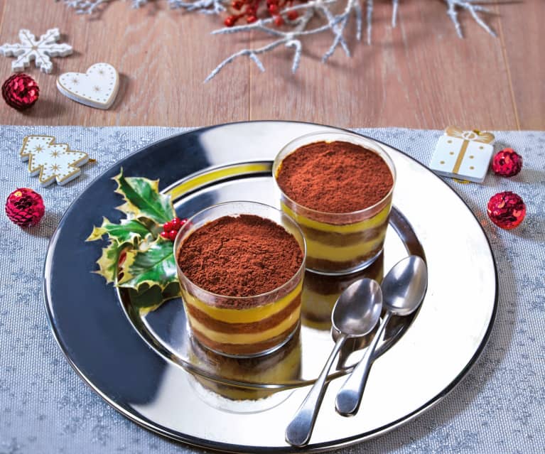 Tiramisù al pandoro Tiramisù al pandoro
