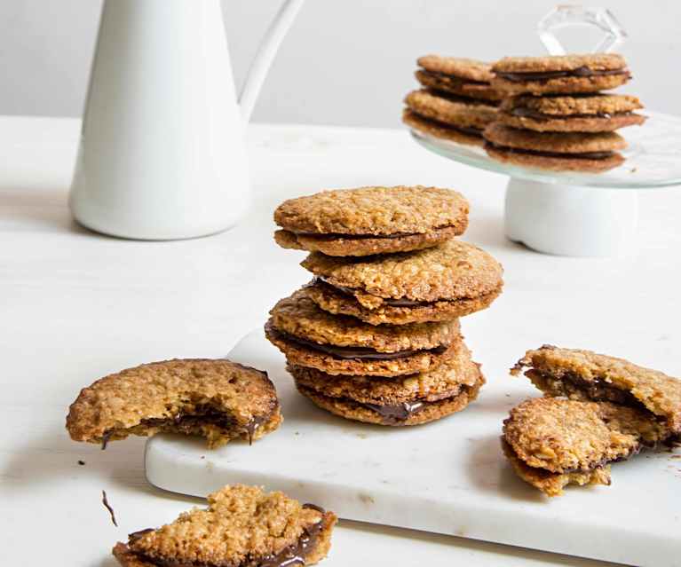 Galletitas sándwich de avena con chocolate