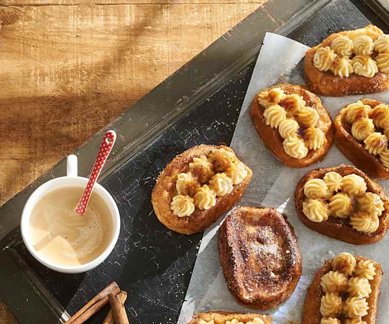 Torrijas con crema pastelera tostada