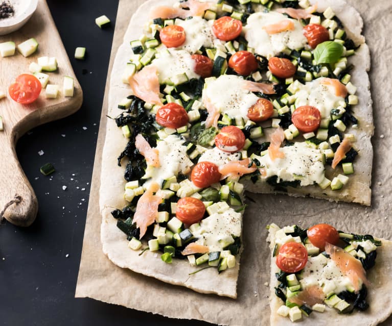 Pizza de calabacín con espinacas 