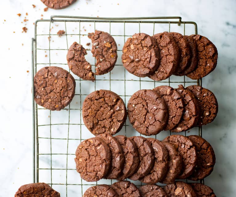 Petits sablés au chocolat, cacao et fleur de sel