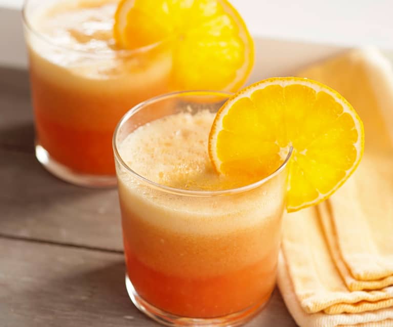 Jugo de arándanos y naranja