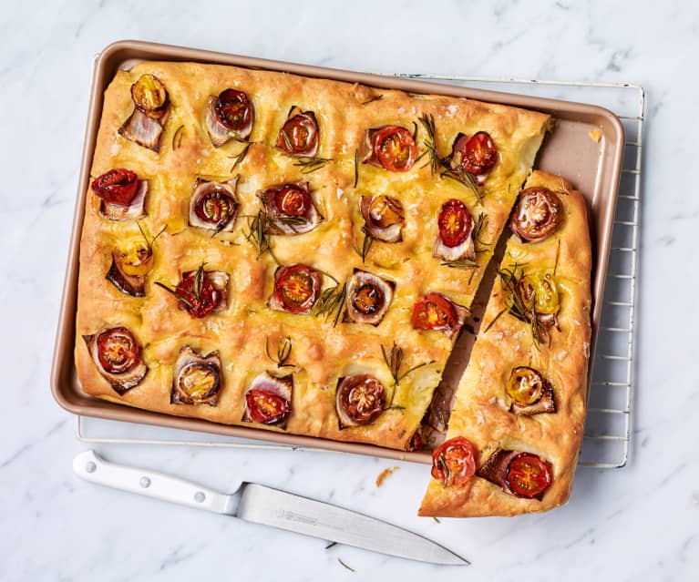 Cherry tomato and red onion focaccia (Nico Moretti)