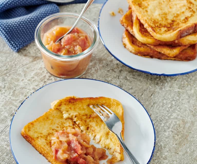 Arme Ritter mit Apfel-Birnen-Kompott