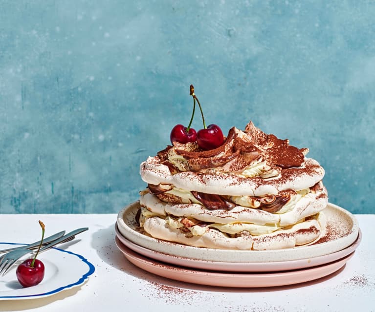 Marbled meringue gateau