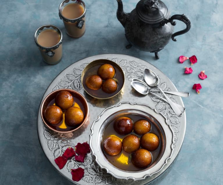 Gulab jamuns