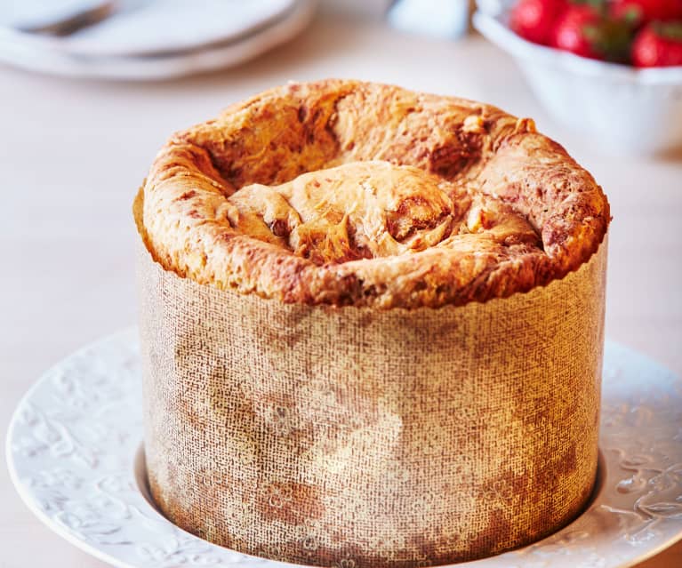 Panettone con chocolate y naranja