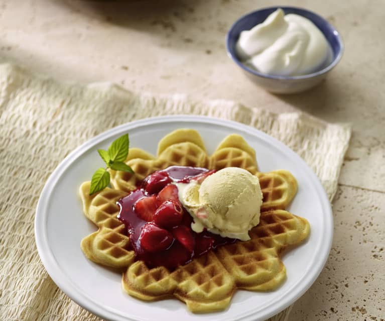 Schmandwaffeln mit roter Grütze