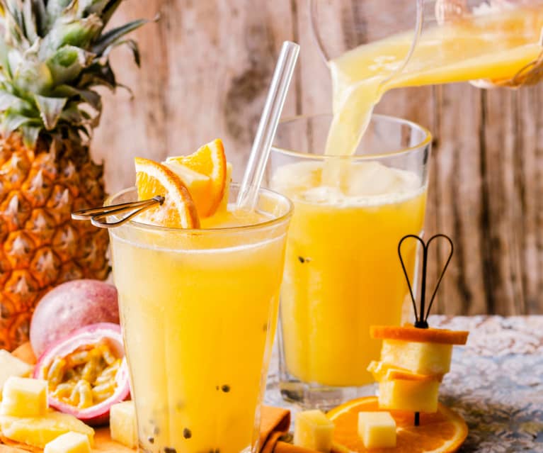 Virgin mango piña colada (cocktail sans alcool) - Cookidoo® – the official  Thermomix® recipe platform