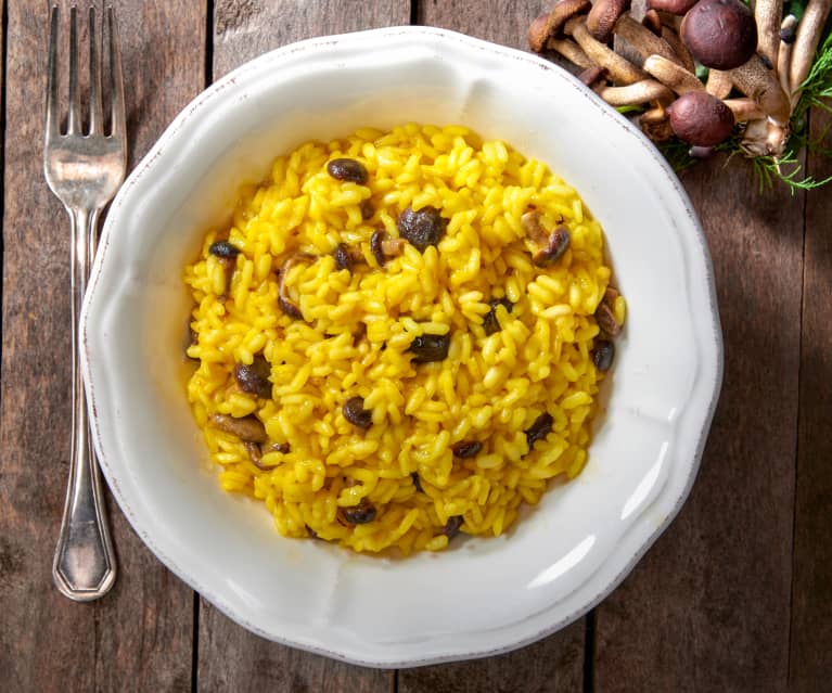 Risotto zafferano e pioppini