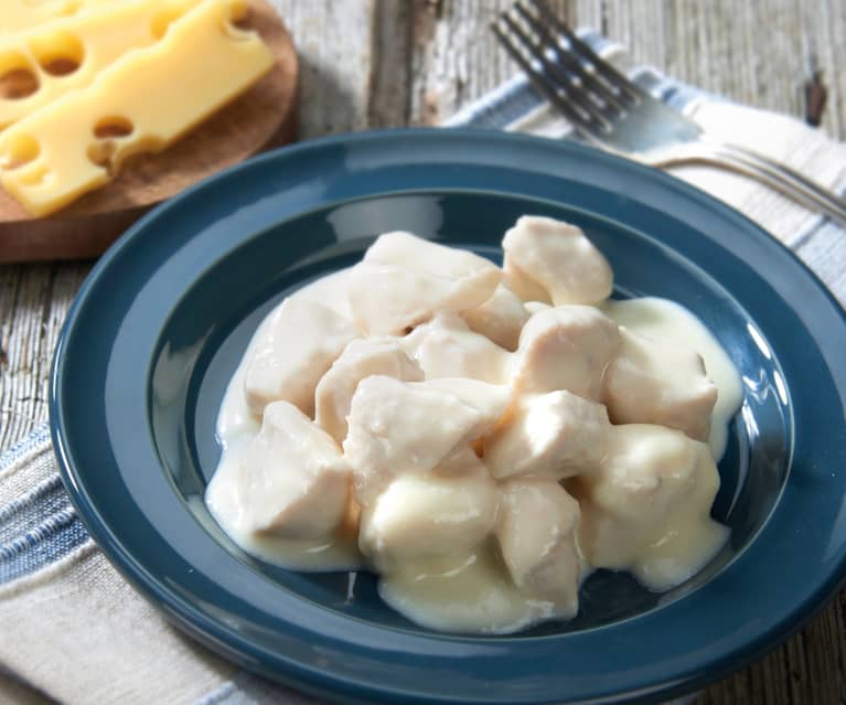 Bocconcini di pollo al latte e formaggio