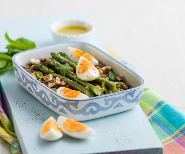 Salada de espargos e lentilhas