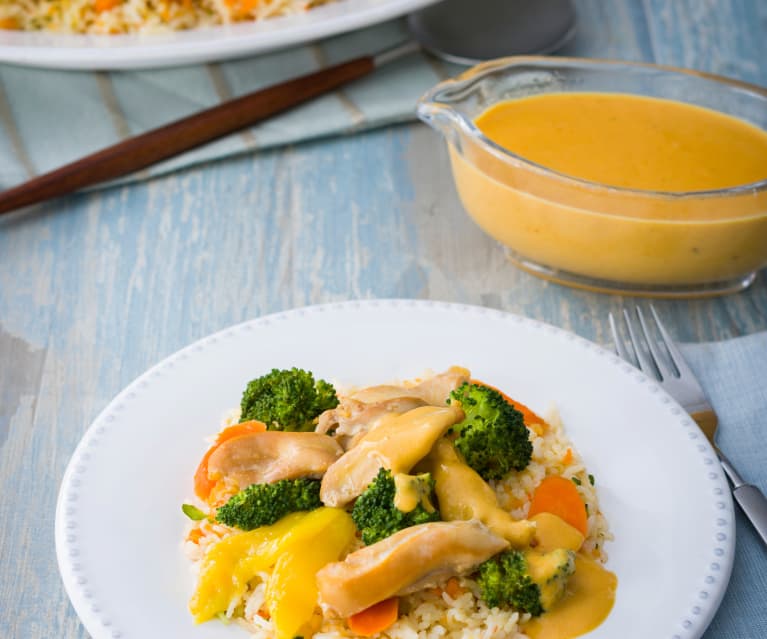 Arroz basmati con verduras y pollo al curry de mango