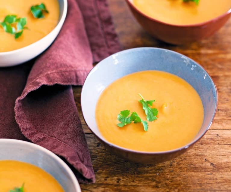 Soupe au chou, carotte, pommes de terre et haddock fumé - Cookidoo