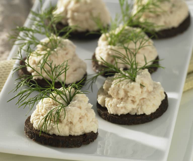 Crostini alla mousse di trota