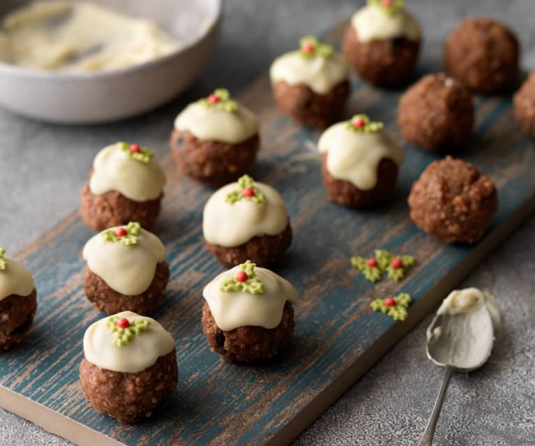 Christmas Pudding Tiffin Balls