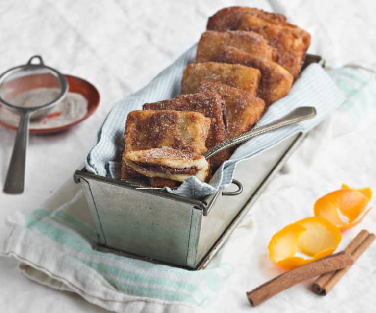 Bocaditos de torrija con corazón de chocolate