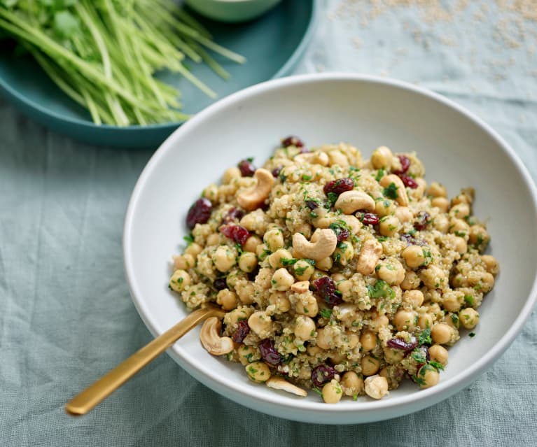 Salada de quinoa, grão e caju - Cookidoo® – a plataforma oficial de receitas  Bimby®