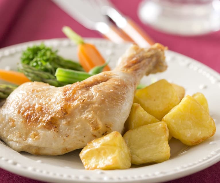 Lemon chicken with crispy potatoes