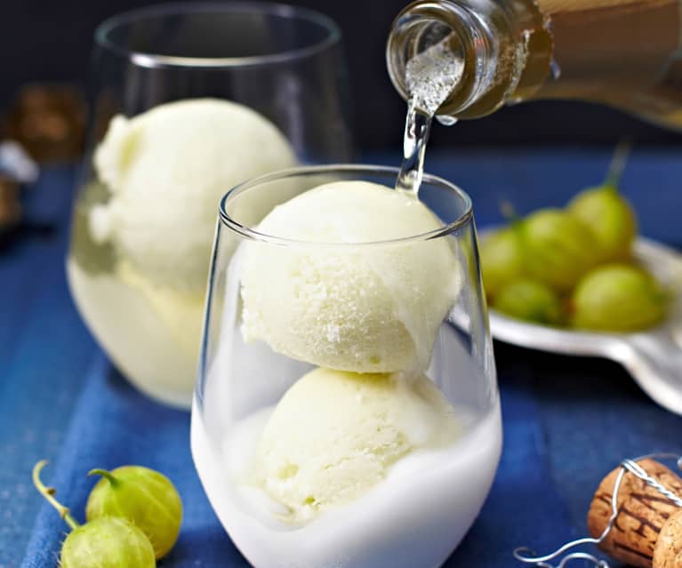 Stachelbeer-Sorbet mit Whisky