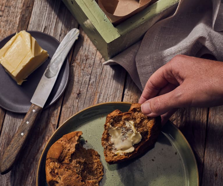 Roggenbrötchen mit Espresso