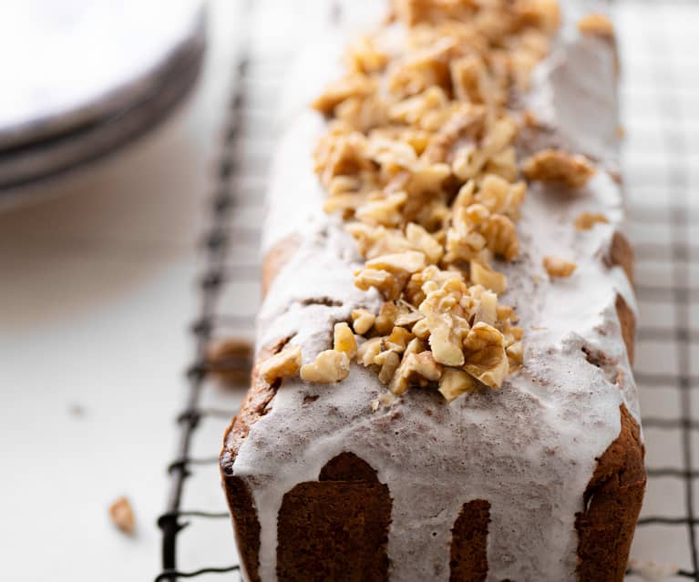 Plum cake de batata y calabacín con nueces