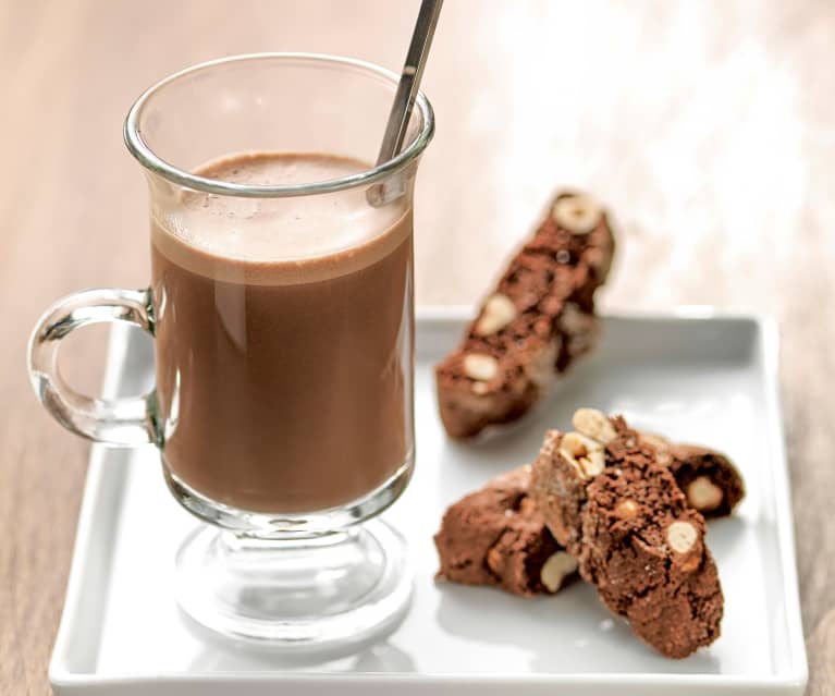 Chocolatada de leche de almendras