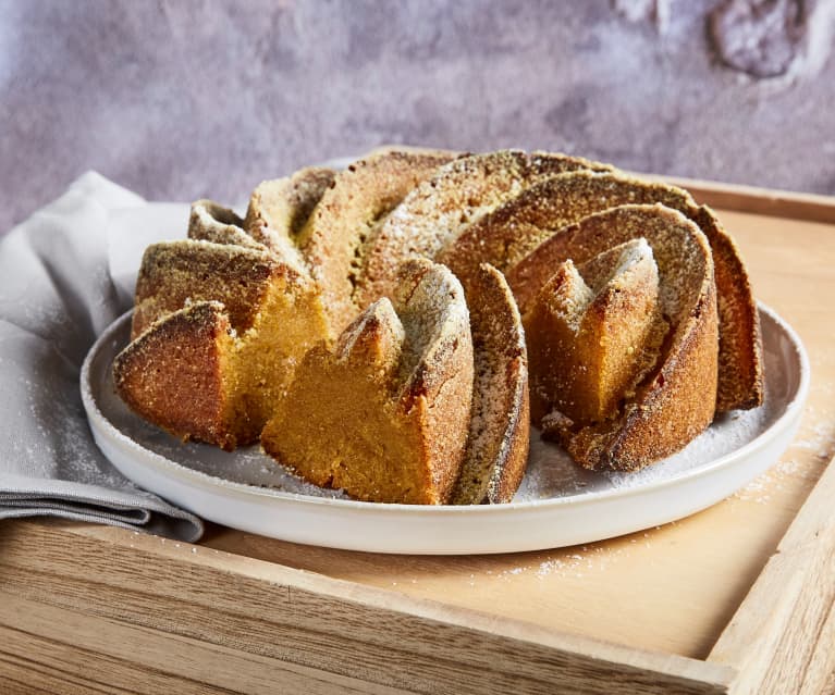 Ciambella mele, zucca e olio di cocco