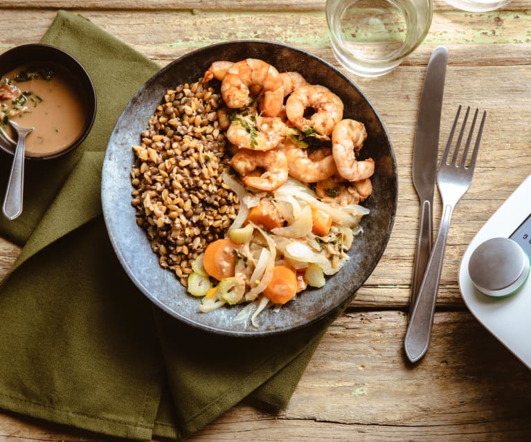 Buddha bowl lentilles, petit épeautre et crevettes