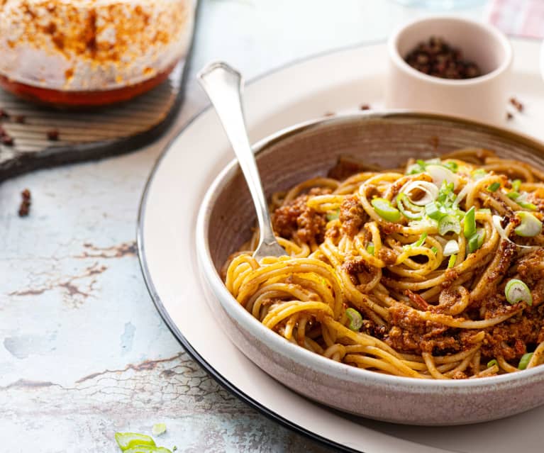 Fideos chinos con curry y vegetales - Cookidoo® – the official Thermomix®  recipe platform