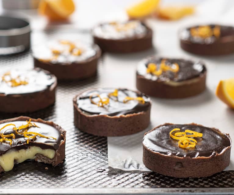 Mini tartas de naranja y chocolate