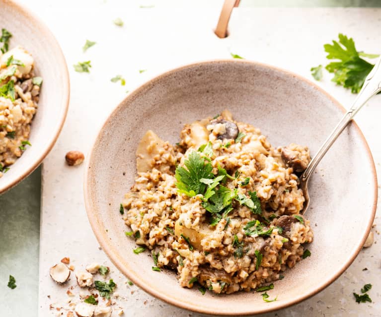 Buckwheat dengan Jamur dan Keju Gorgonzola