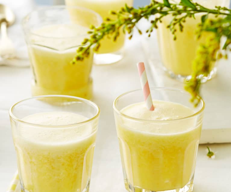 Ananas-Orangen-Shake