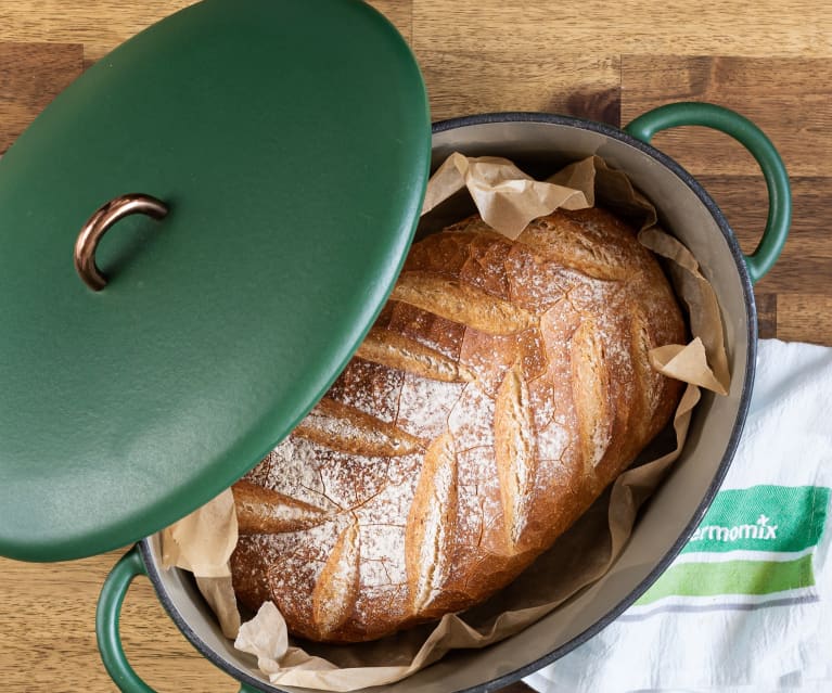 Buttermilk loaf baked in a cast iron pot - Cookidoo® – the