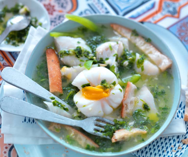 Ragout de poisson à la farine de manioc (Muzongué avec musseque