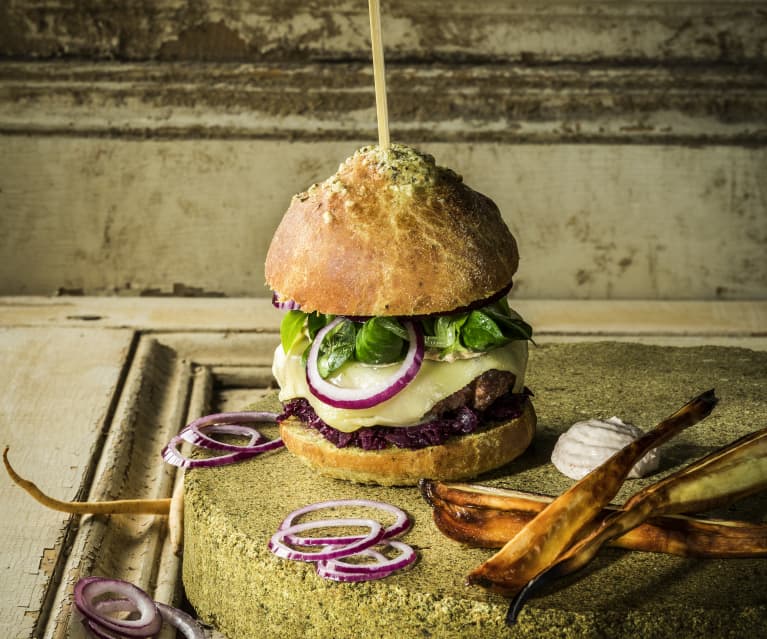 Wilde Burger mit Cumberland-Rotkraut