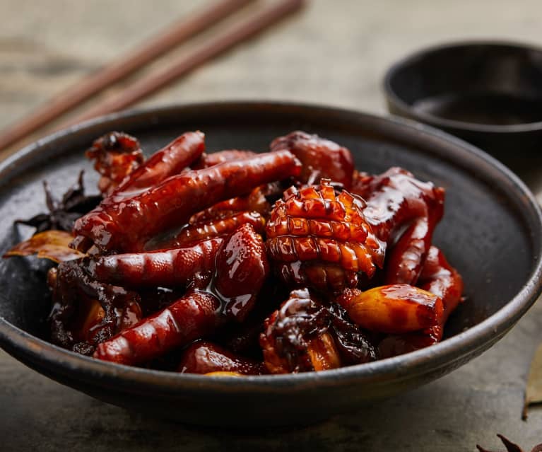 Ceker Ayam dengan Saus Abalon (Braised Chicken Feet and Abalone)