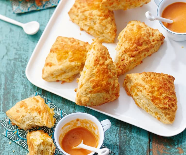 Scones à la sauge et au cheddar