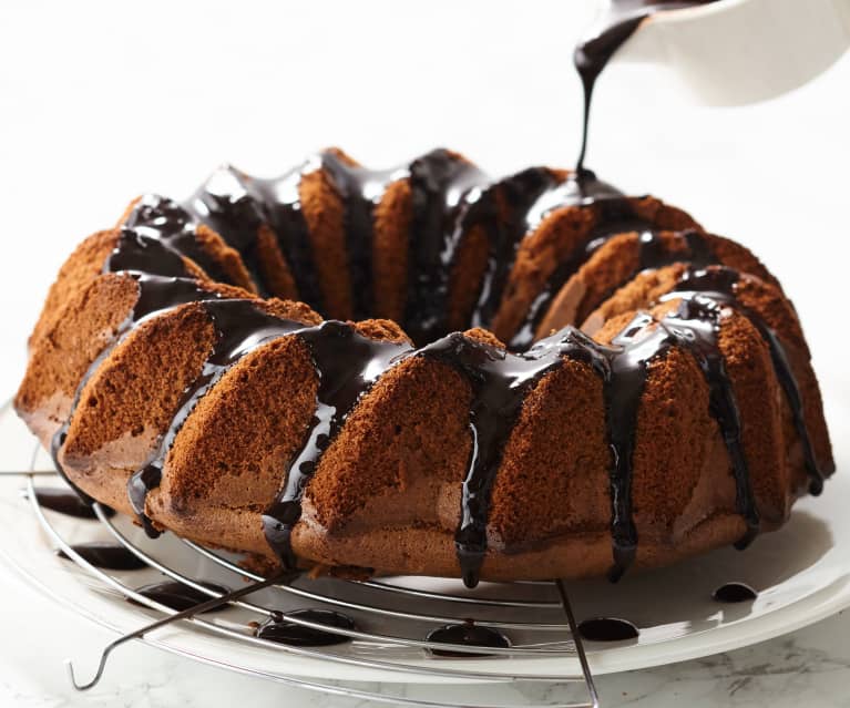 Bolo de cenoura com cobertura de chocolate - Cookidoo® – the