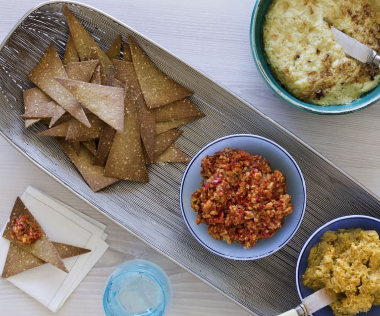 Chia- en quinoatortilla’s met een trio van dips