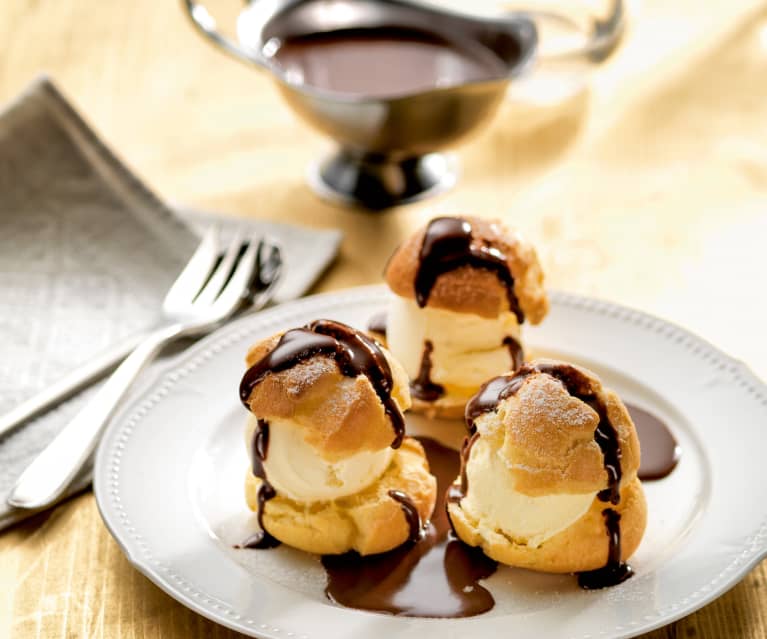 Profiteroles